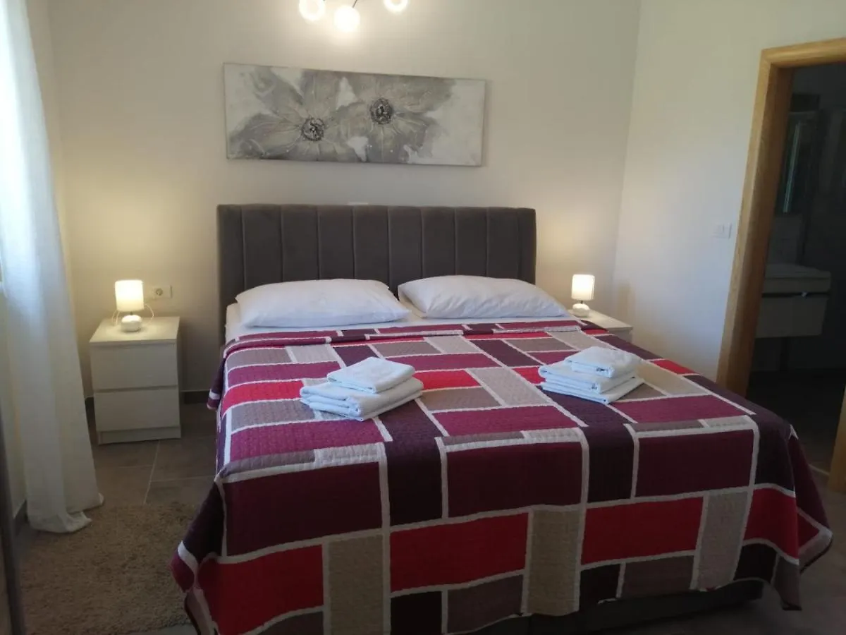 Villa Anna Medulin 4*,