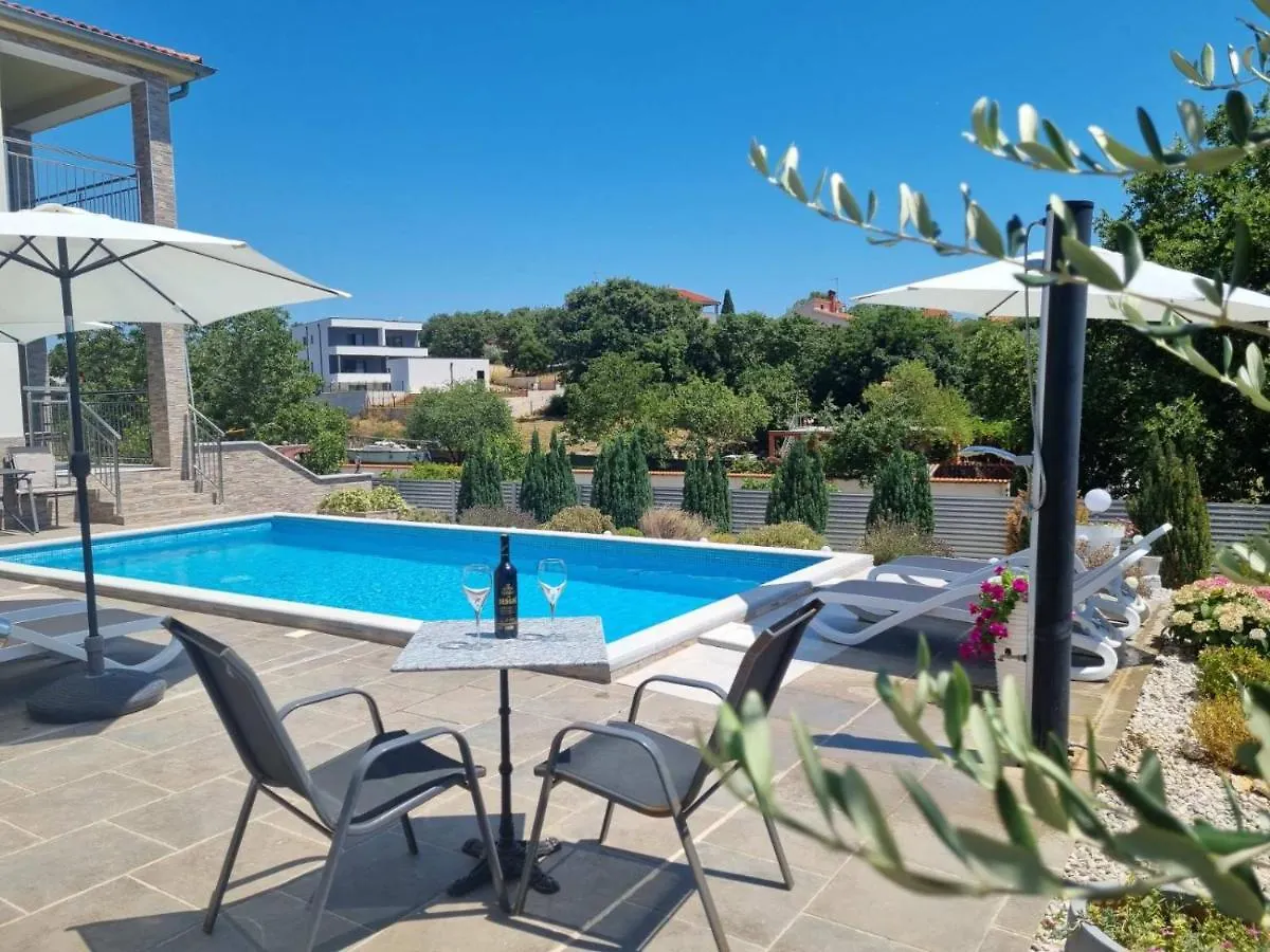 Villa Anna 4*, Medulin Croatia